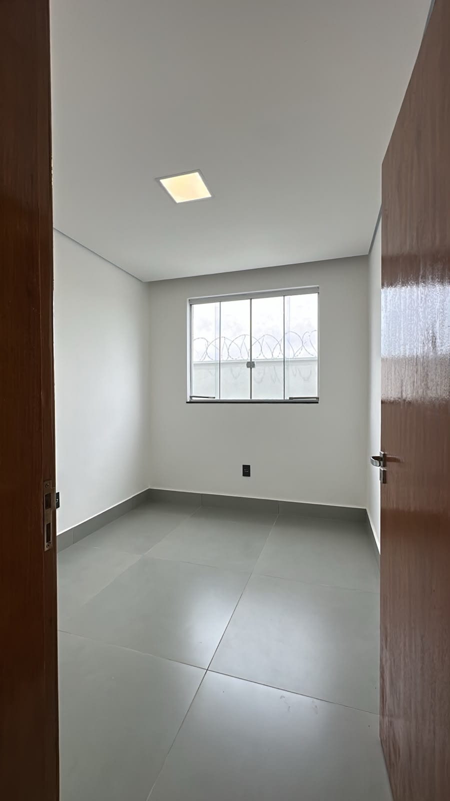 Quarto, vista da porta